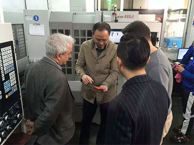 巴西WEG公司莅临考察浙江九游会电器配件有限公司