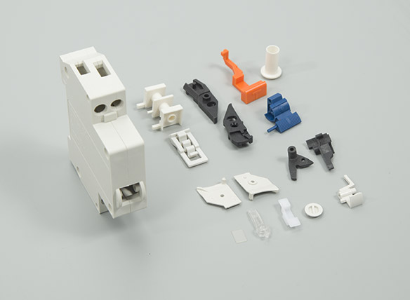 DPN小型断路器塑料模具设计、制造、代加工